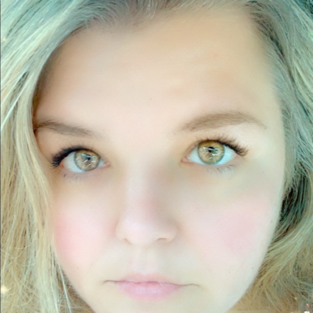 Meet your Posher, Kara